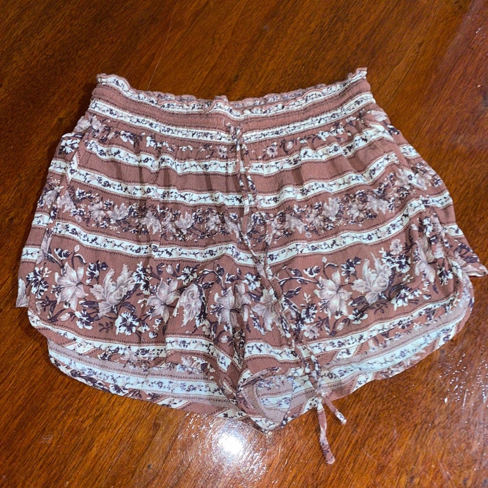 Womens American Eagle Short size Small